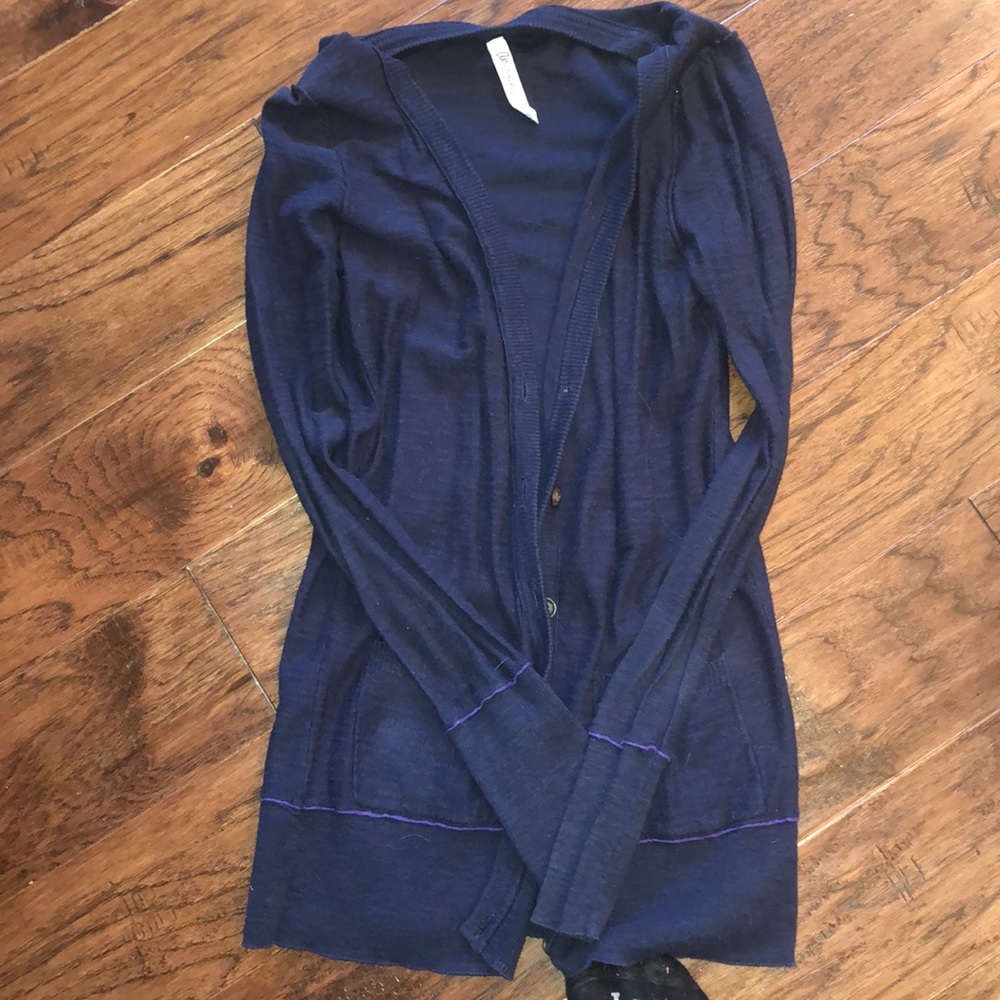 Long cardigan with buttons